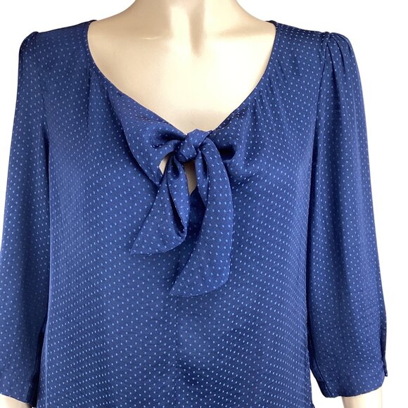 Cabi Top Size Xs Xsmall Navy Blue Knot Bow Tie‎ Neck 3/4 Sleeve Blouse - Picture 5 of 8